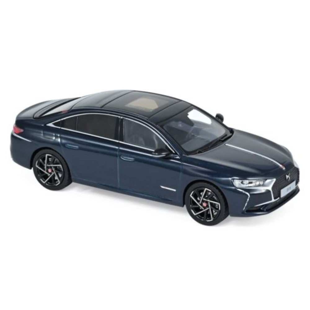 DS 9 Performance Line 2020 1:43